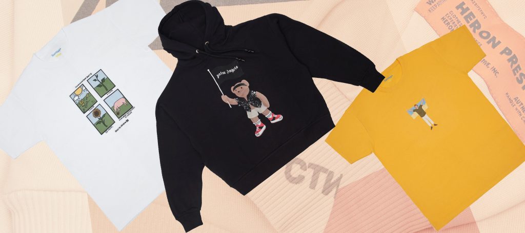 Блог 40 a black hoodie with a cartoon on it